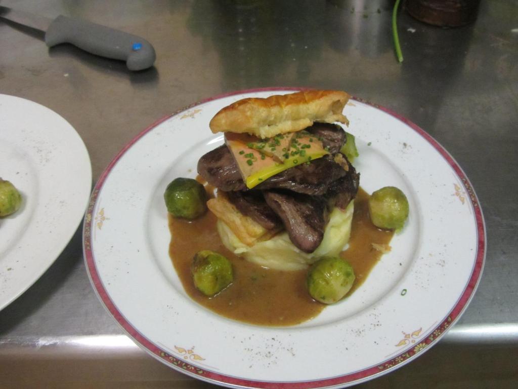 Logis-Hotel Restaurant Auberge Les Vallees Du Perche Vichères Dış mekan fotoğraf