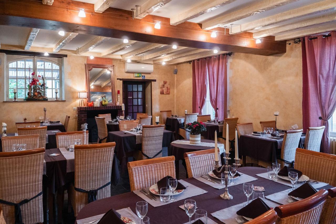 Logis-Hotel Restaurant Auberge Les Vallees Du Perche Vichères Dış mekan fotoğraf